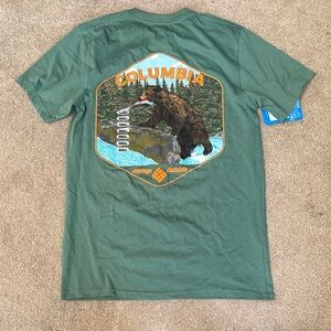 Columbia Green Bear Graphic Short Sleeve Shirt Size S